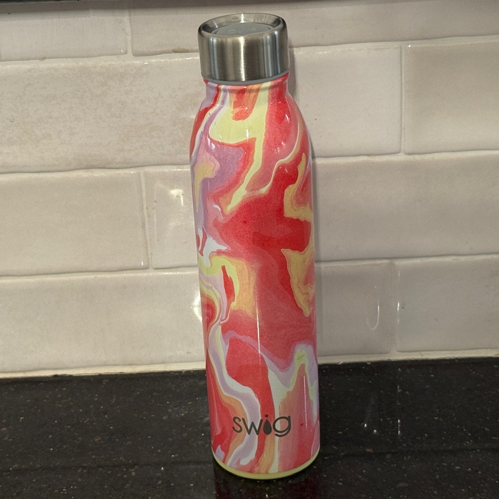 Swig Life Insulated Water Bottle Pink Red‎ Marble Swirl Stainless Steel 20oz